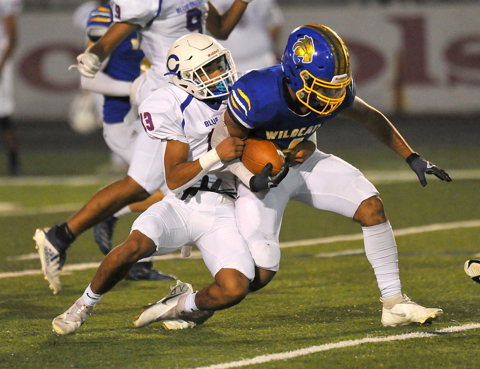 100821-qc-spt-cent-north fball-259